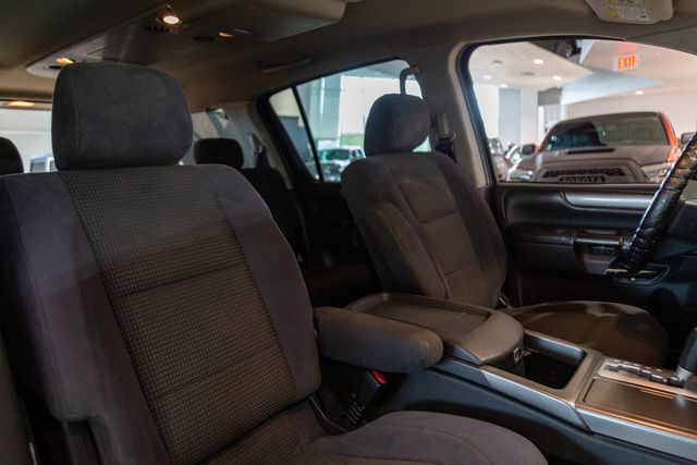 2008 Nissan Armada 3rd row SE