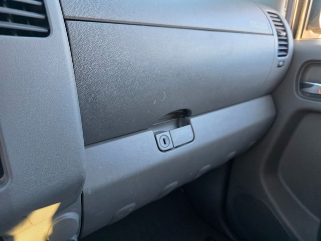 2008 Nissan Frontier LE