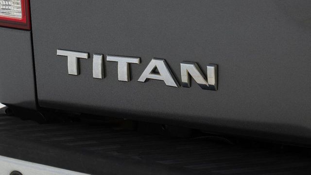 2008 Nissan Titan LE FFV 4x4 Crew Cab Short Bed 4dr (2008.5) | Houston, TX | Houston Auto Credit 2008 Nissan Titan LE FFV 4x4 Crew Cab Short Bed 4dr (2008.5) | Houston, TX | Houston Auto Credit