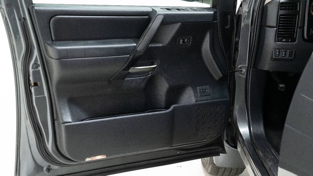 2008 Nissan Titan LE FFV 4x4 Crew Cab Short Bed 4dr (2008.5) | Houston, TX | Houston Auto Credit