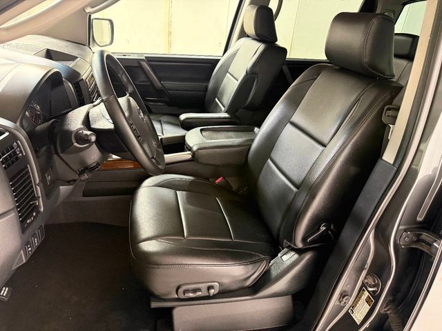 2008 Nissan Titan LE FFV 4x4 Crew Cab Short Bed 4dr (2008.5) | Houston, TX | Houston Auto Credit 2008 Nissan Titan LE FFV 4x4 Crew Cab Short Bed 4dr (2008.5) | Houston, TX | Houston Auto Credit