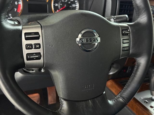 2008 Nissan Titan LE FFV 4x4 Crew Cab Short Bed 4dr (2008.5) | Houston, TX | Houston Auto Credit