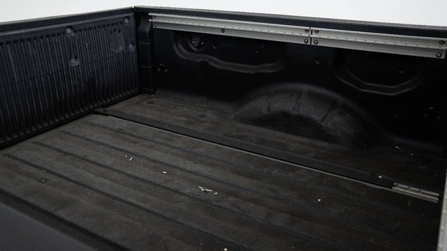 2008 Nissan Titan LE FFV 4x4 Crew Cab Short Bed 4dr (2008.5) | Houston, TX | Houston Auto Credit 2008 Nissan Titan LE FFV 4x4 Crew Cab Short Bed 4dr (2008.5) | Houston, TX | Houston Auto Credit