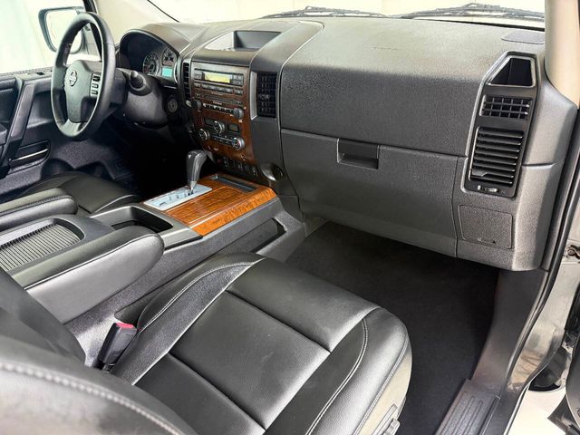 2008 Nissan Titan LE FFV 4x4 Crew Cab Short Bed 4dr (2008.5) | Houston, TX | Houston Auto Credit