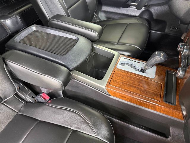 2008 Nissan Titan LE FFV 4x4 Crew Cab Short Bed 4dr (2008.5) | Houston, TX | Houston Auto Credit 2008 Nissan Titan LE FFV 4x4 Crew Cab Short Bed 4dr (2008.5) | Houston, TX | Houston Auto Credit