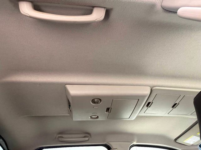 2008 Nissan Titan LE FFV 4x4 Crew Cab Short Bed 4dr (2008.5) | Houston, TX | Houston Auto Credit 2008 Nissan Titan LE FFV 4x4 Crew Cab Short Bed 4dr (2008.5) | Houston, TX | Houston Auto Credit