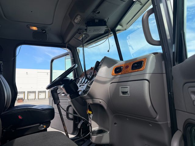 2008 Peterbilt 367 - 2 Line Wet Kit  Day Cab 