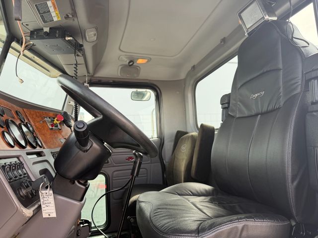 2008 Peterbilt 367 - 2 Line Wet Kit  Day Cab 