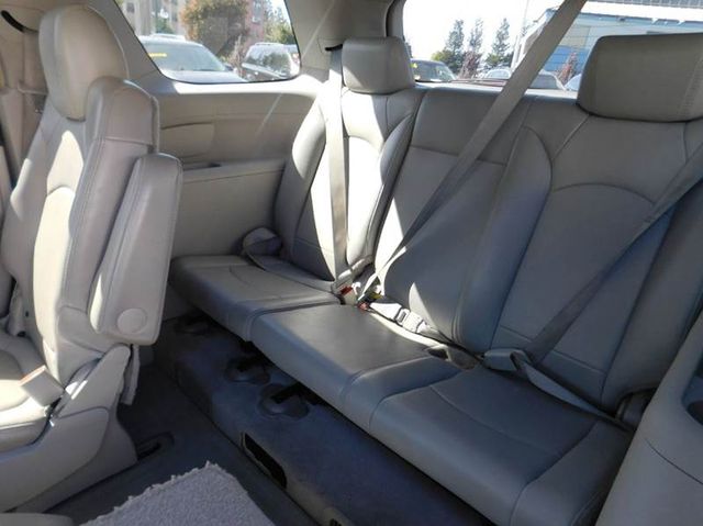 2008 Saturn Outlook XR