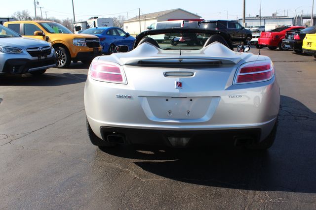 2008 Saturn SKY Red Line | Granite City, Illinois | MasterCars Company Inc.