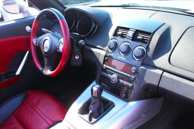 2008 Saturn SKY Red Line | Granite City, Illinois | MasterCars Company Inc. 2008 Saturn SKY Red Line | Granite City, Illinois | MasterCars Company Inc.