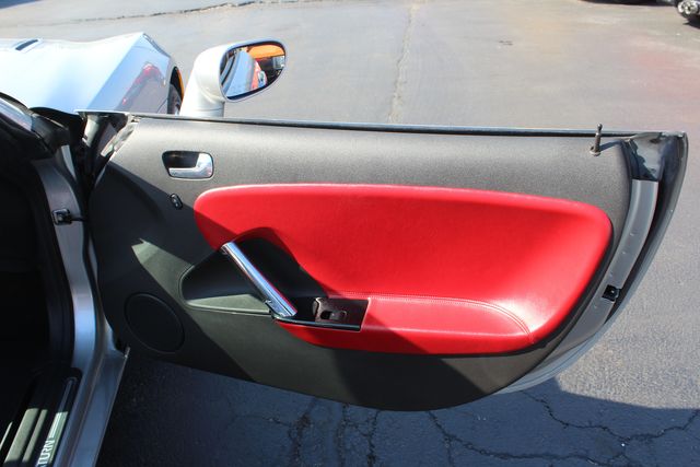 2008 Saturn SKY Red Line | Granite City, Illinois | MasterCars Company Inc. 2008 Saturn SKY Red Line | Granite City, Illinois | MasterCars Company Inc.