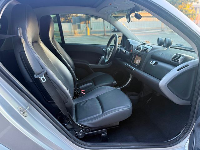 2008 Smart fortwo passion | Reseda, CA | Angeles Auto Alliance