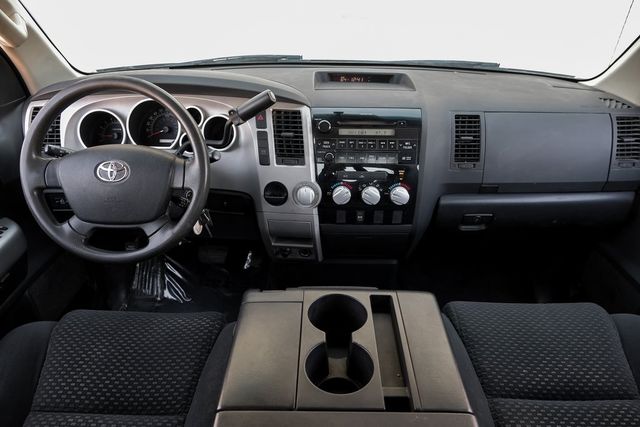 2008 Toyota Tundra SR5 Cruise Control Bed Liner Toolbox Dual Climate 2008 Toyota Tundra SR5 Cruise Control Bed Liner Toolbox Dual Climate