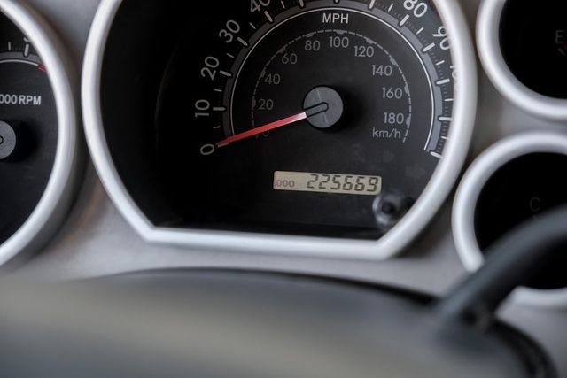 2008 Toyota Tundra SR5 Cruise Control Bed Liner Toolbox Dual Climate 2008 Toyota Tundra SR5 Cruise Control Bed Liner Toolbox Dual Climate