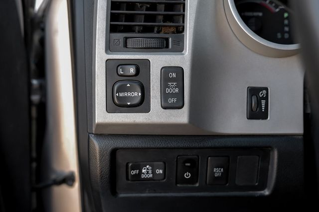 2008 Toyota Tundra SR5 Cruise Control Bed Liner Toolbox Dual Climate 2008 Toyota Tundra SR5 Cruise Control Bed Liner Toolbox Dual Climate