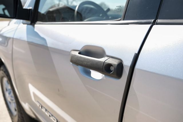 2008 Toyota Tundra SR5 Cruise Control Bed Liner Toolbox Dual Climate 2008 Toyota Tundra SR5 Cruise Control Bed Liner Toolbox Dual Climate