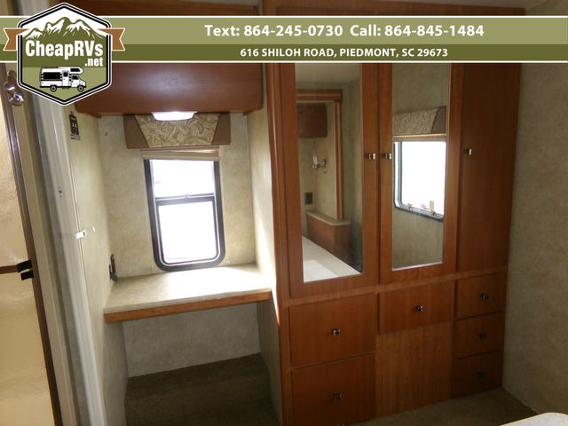 2008 Winnebago Outlook 329B  | Piedmont, SC | Cheap RV's LLC