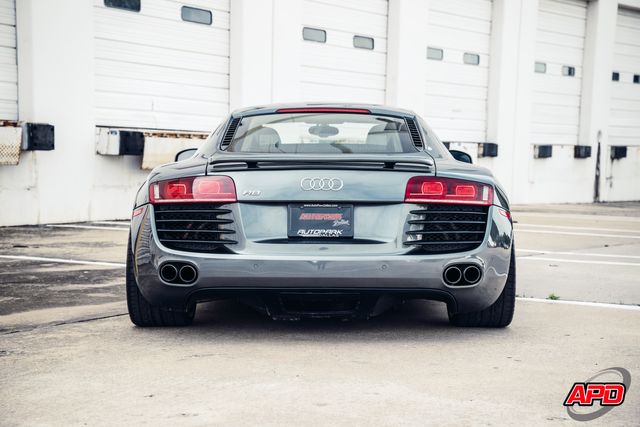 2009 Audi R8 quattro 2009 Audi R8 quattro