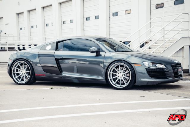 2009 Audi R8 quattro 2009 Audi R8 quattro