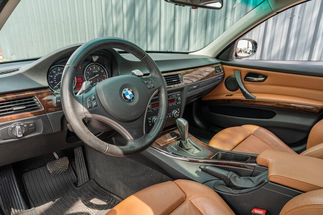 2009 BMW 3 Series 335i PREMIUM / SPORT / SADDLE BROWN DAKOTA LEATHER | Austin, TX | Rocky Mountain Truck Stop Austin