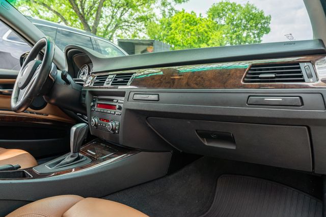 2009 BMW 3 Series 335i PREMIUM / SPORT / SADDLE BROWN DAKOTA LEATHER | Austin, TX | Rocky Mountain Truck Stop Austin 2009 BMW 3 Series 335i PREMIUM / SPORT / SADDLE BROWN DAKOTA LEATHER | Austin, TX | Rocky Mountain Truck Stop Austin