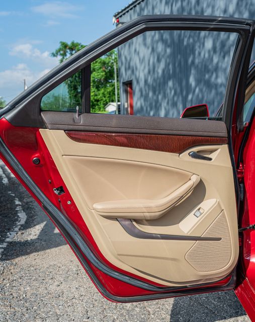 2009 Cadillac CTS PREMIUM / FULLY OPTIONED / ONE OWNER/ CLEAN CARFAX | Dallas, TX | Rocky Mountain Truck Stop Dallas