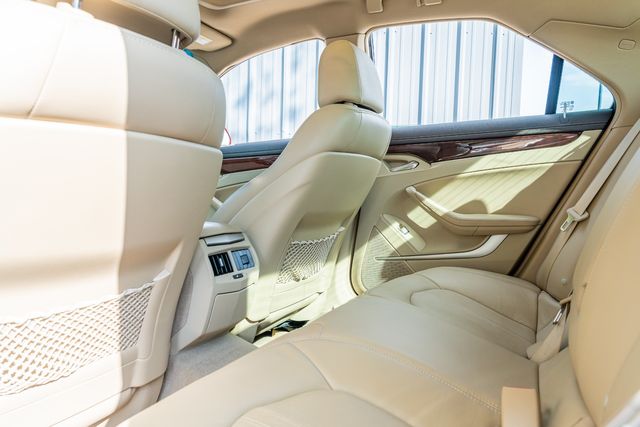 2009 Cadillac CTS PREMIUM / FULLY OPTIONED / ONE OWNER/ CLEAN CARFAX | Dallas, TX | Rocky Mountain Truck Stop Dallas