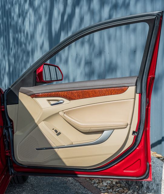 2009 Cadillac CTS PREMIUM / FULLY OPTIONED / ONE OWNER/ CLEAN CARFAX | Dallas, TX | Rocky Mountain Truck Stop Dallas