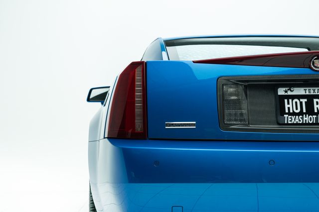 2009 Cadillac XLR Platinum in Electra Blue 1 of 21 | Carrollton, TX | Texas Hot Rides 2009 Cadillac XLR Platinum in Electra Blue 1 of 21 | Carrollton, TX | Texas Hot Rides