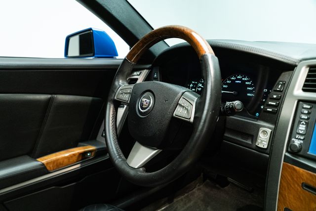 2009 Cadillac XLR Platinum in Electra Blue 1 of 21 | Carrollton, TX | Texas Hot Rides 2009 Cadillac XLR Platinum in Electra Blue 1 of 21 | Carrollton, TX | Texas Hot Rides