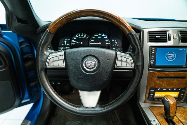 2009 Cadillac XLR Platinum in Electra Blue 1 of 21 | Carrollton, TX | Texas Hot Rides 2009 Cadillac XLR Platinum in Electra Blue 1 of 21 | Carrollton, TX | Texas Hot Rides