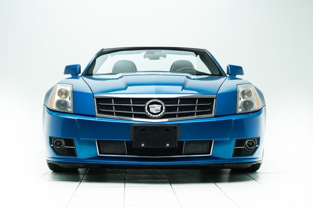 2009 Cadillac XLR Platinum in Electra Blue 1 of 21 | Carrollton, TX | Texas Hot Rides 2009 Cadillac XLR Platinum in Electra Blue 1 of 21 | Carrollton, TX | Texas Hot Rides