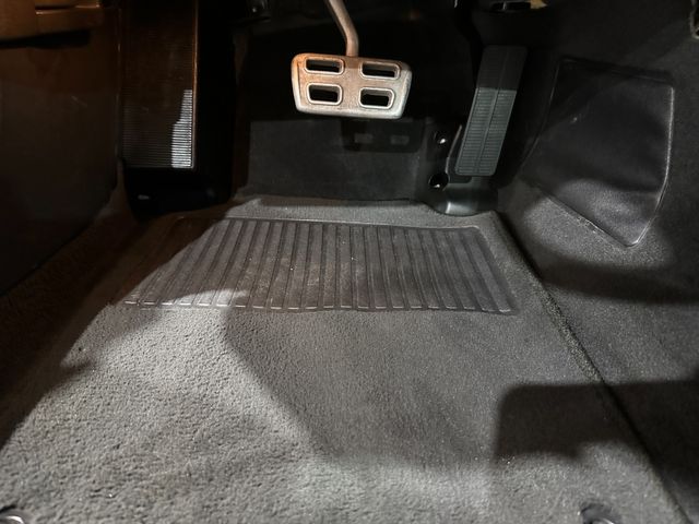 2009 Chevrolet Corvette CONV 4LT, F55, NAV, Auto, Chromes, TT Gray, 52k | Dallas, Texas | Corvette Warehouse 2009 Chevrolet Corvette CONV 4LT, F55, NAV, Auto, Chromes, TT Gray, 52k | Dallas, Texas | Corvette Warehouse