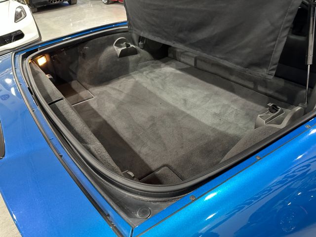 2009 Chevrolet Corvette Coupe 3LT, JSB, Two-Tone, Auto, Chromes, Only 77k | Dallas, Texas | Corvette Warehouse 2009 Chevrolet Corvette Coupe 3LT, JSB, Two-Tone, Auto, Chromes, Only 77k | Dallas, Texas | Corvette Warehouse