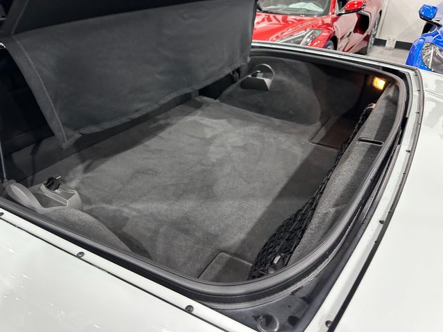 2009 Chevrolet Corvette Coupe 2LT, GU2, Two-Tone, Auto, Chromes, Only 27k | Dallas, Texas | Corvette Warehouse 2009 Chevrolet Corvette Coupe 2LT, GU2, Two-Tone, Auto, Chromes, Only 27k | Dallas, Texas | Corvette Warehouse