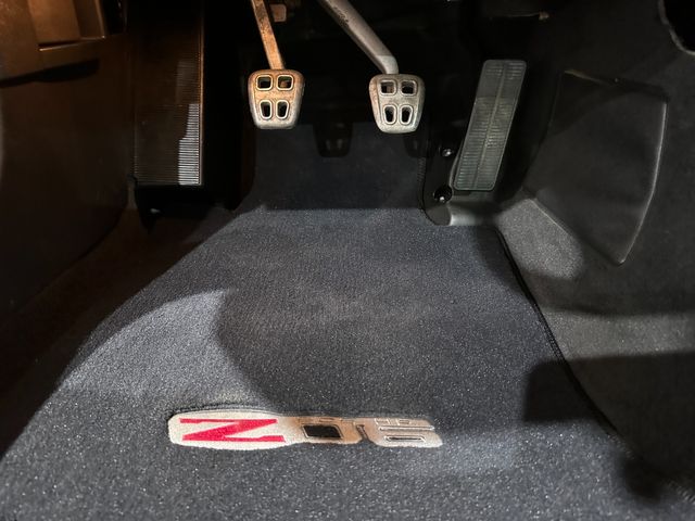 2009 Chevrolet Corvette Z06 2LZ, NAV, Morimoto's, Sypder Chromes, 30k | Dallas, Texas | Corvette Warehouse 