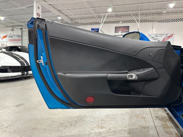 2009 Chevrolet Corvette Coupe Premium, Nav, Auto, 10-Spoke Alloys, 22k | Dallas, Texas | Corvette Warehouse 