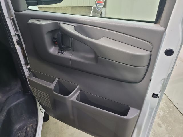 2009 Chevrolet Express 1500 All Wheel Drive, Tool Bins - No Dealer Fees | Dickinson, ND | Autorama Auto Sales and Rentals 2009 Chevrolet Express 1500 All Wheel Drive, Tool Bins - No Dealer Fees | Dickinson, ND | Autorama Auto Sales and Rentals