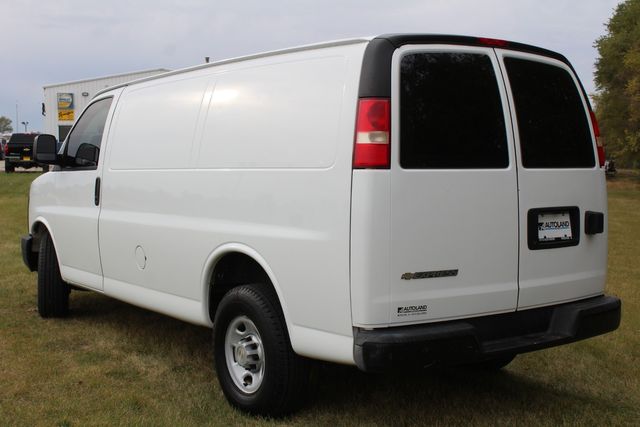 2009 Chevrolet Express RWD 2500 | Roscoe, IL | Autoland Outlets 2009 Chevrolet Express RWD 2500 | Roscoe, IL | Autoland Outlets