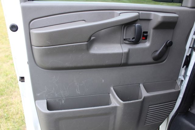 2009 Chevrolet Express RWD 2500 | Roscoe, IL | Autoland Outlets 2009 Chevrolet Express RWD 2500 | Roscoe, IL | Autoland Outlets