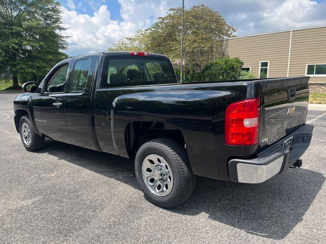 2009 Chevrolet Silverado 1500LS 4DR EXTENDED CAB 2WD Imports and More Inc 2009 Chevrolet Silverado 1500LS 4DR EXTENDED CAB 2WD Imports and More Inc