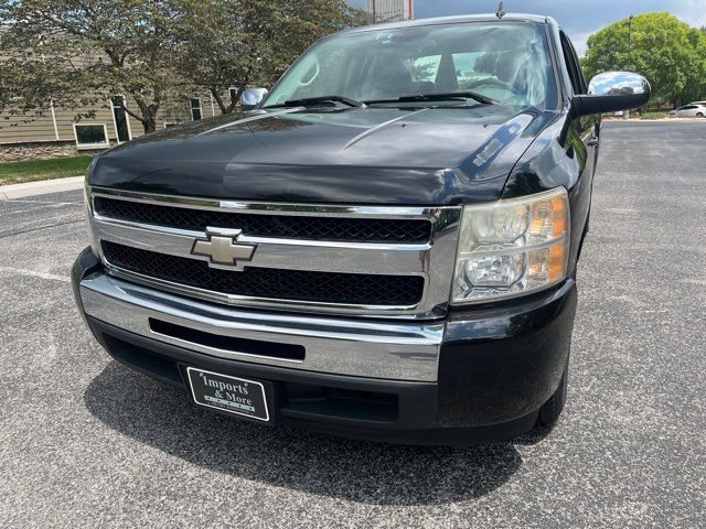 2009 Chevrolet Silverado 1500LS 4DR EXTENDED CAB 2WD Imports and More Inc 2009 Chevrolet Silverado 1500LS 4DR EXTENDED CAB 2WD Imports and More Inc