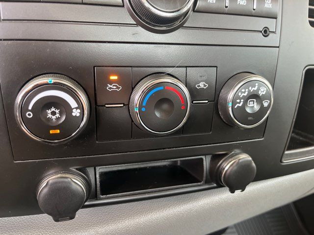 2009 Chevrolet Silverado 1500LS 4DR EXTENDED CAB 2WD Imports and More Inc 2009 Chevrolet Silverado 1500LS 4DR EXTENDED CAB 2WD Imports and More Inc