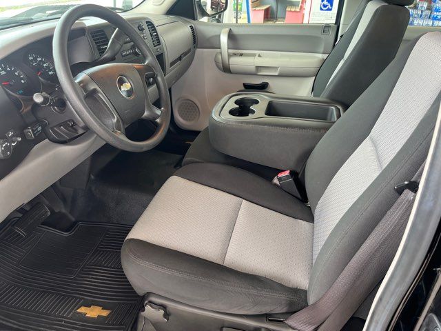2009 Chevrolet Silverado 1500LS 4DR EXTENDED CAB 2WD Imports and More Inc 2009 Chevrolet Silverado 1500LS 4DR EXTENDED CAB 2WD Imports and More Inc