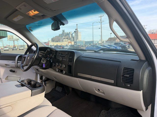 2009 Chevrolet Silverado 2500HD LT | Dickinson, ND | Heiser Motors 2009 Chevrolet Silverado 2500HD LT | Dickinson, ND | Heiser Motors