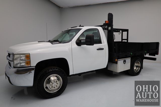 Chevy 3500 Dually Flatbed