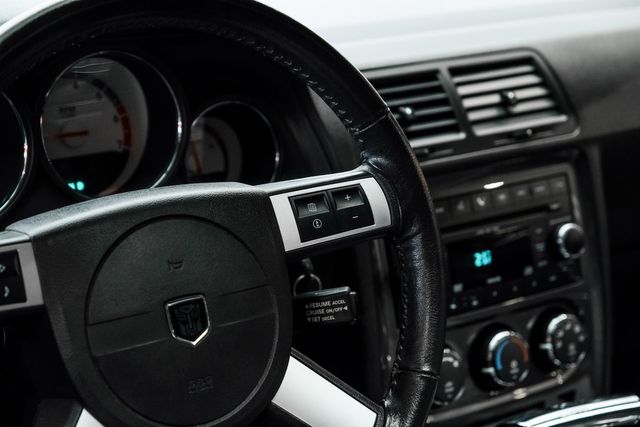 2009 Dodge Challenger R/T,5.7 HEMI V-8, AUTO, BLACK 20'S,ONLY 55K | Carrollton, TX | Texas Vehicle Exchange 2009 Dodge Challenger R/T,5.7 HEMI V-8, AUTO, BLACK 20'S,ONLY 55K | Carrollton, TX | Texas Vehicle Exchange