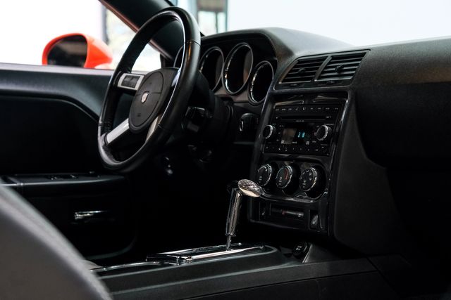 2009 Dodge Challenger R/T,5.7 HEMI V-8, AUTO, BLACK 20'S,ONLY 55K | Carrollton, TX | Texas Vehicle Exchange 2009 Dodge Challenger R/T,5.7 HEMI V-8, AUTO, BLACK 20'S,ONLY 55K | Carrollton, TX | Texas Vehicle Exchange