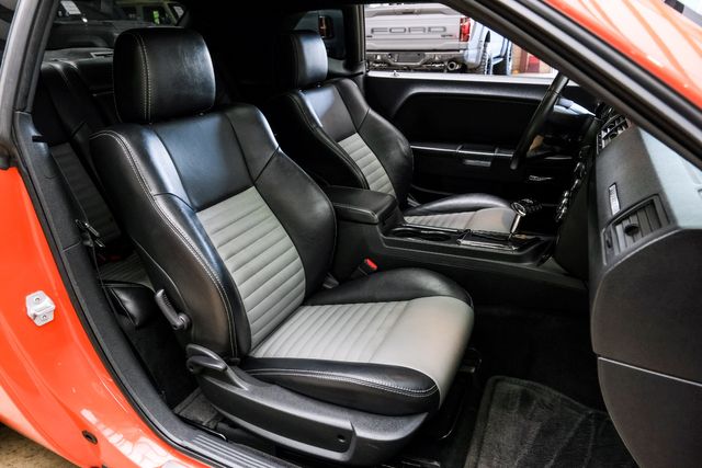 2009 Dodge Challenger R/T,5.7 HEMI V-8, AUTO, BLACK 20'S,ONLY 55K | Carrollton, TX | Texas Vehicle Exchange 2009 Dodge Challenger R/T,5.7 HEMI V-8, AUTO, BLACK 20'S,ONLY 55K | Carrollton, TX | Texas Vehicle Exchange